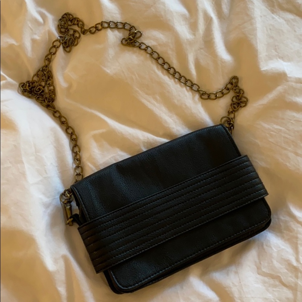 UO black chain crossbody clutch / purse